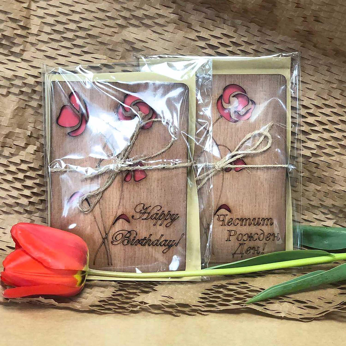 Wooden card with flowers Happy Birthday! / Happy Birthday!