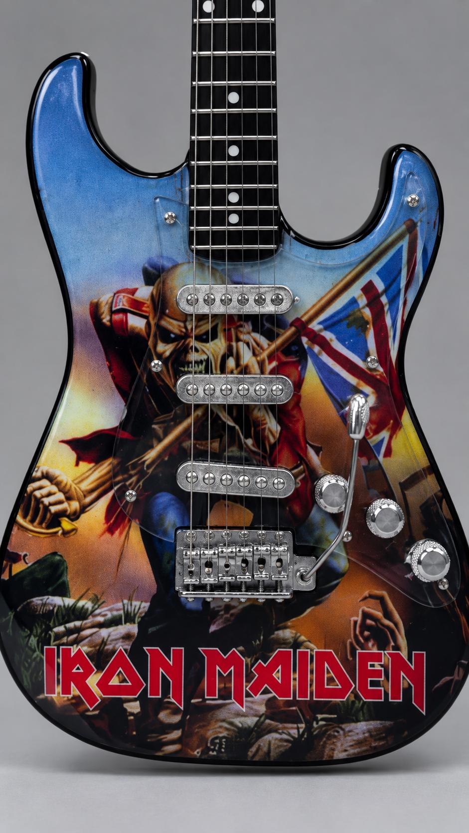 Мини китара Iron Maiden със стойка и гравиране по избор — снимка 4