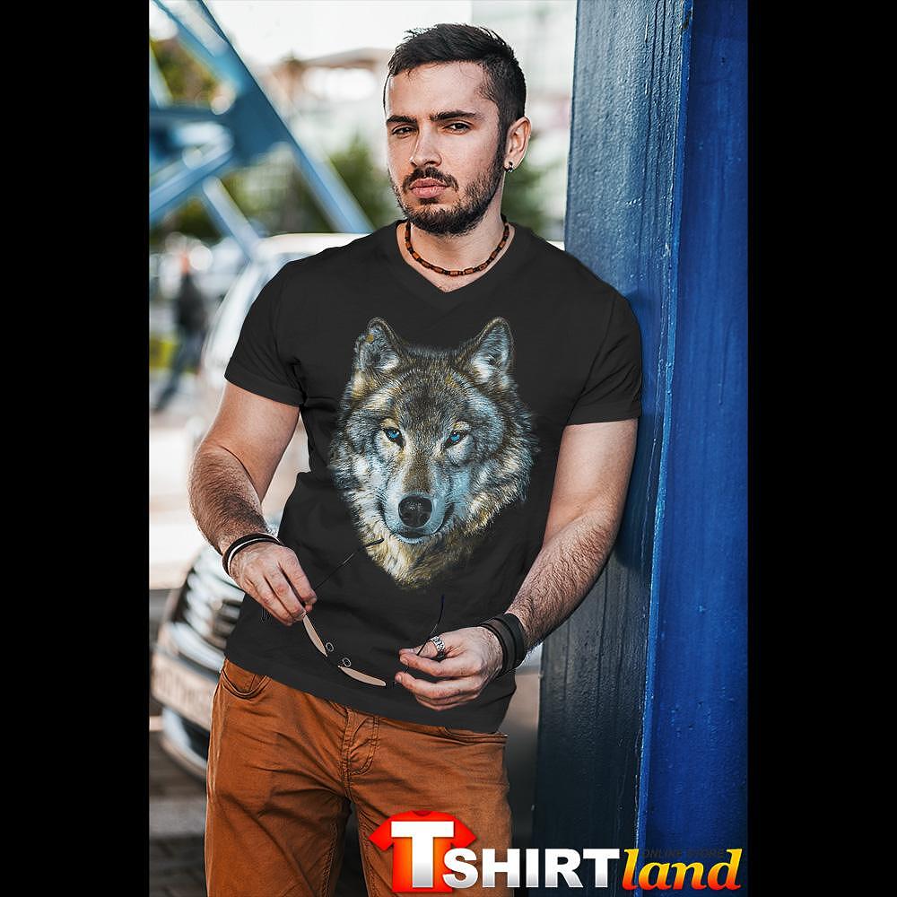T-shirt from the "Wild Life" series - Wolf