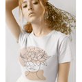 T-shirt Classic Femininity – Exquisite Floral Style ✨